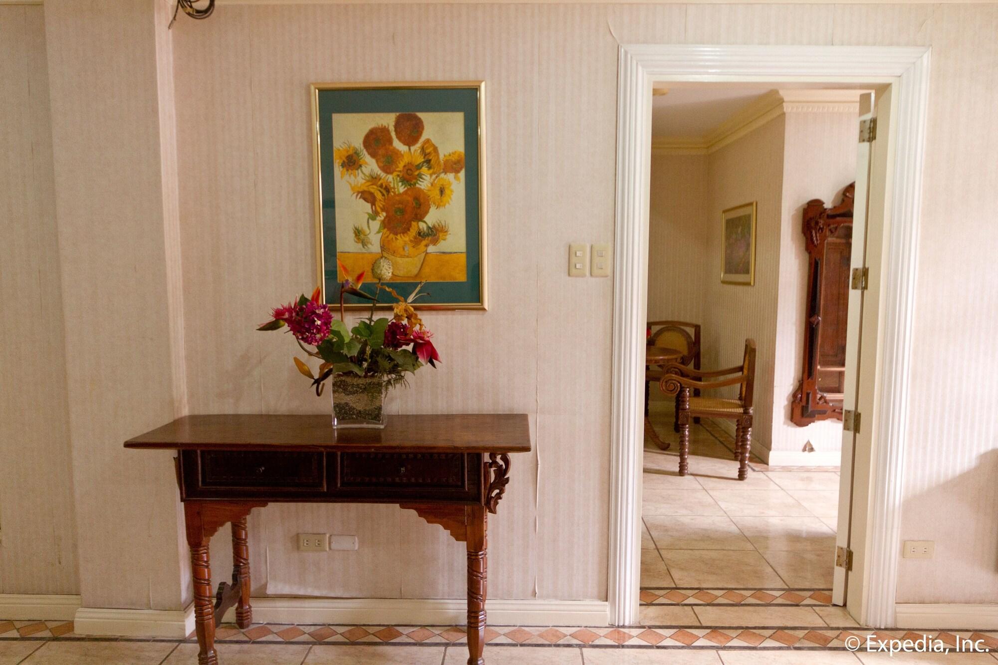Crown Regency Residences Cebu - Quarantine Hotel Εξωτερικό φωτογραφία